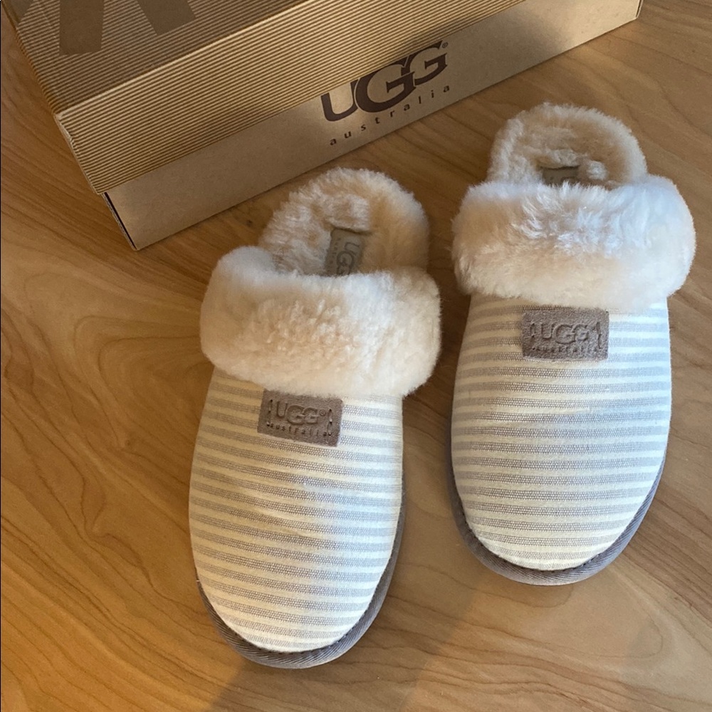 UGG White and Gray Slippers Sz 9